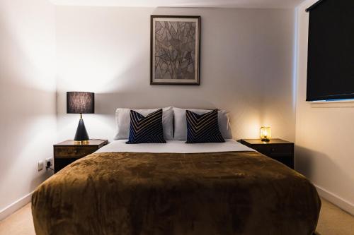 The Skyline Suite - *Private Balcony* *Views*, Glasgow (photo 2)