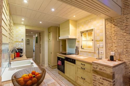 Küche, Le 03-GregIMMO-Appart'Hôtel (Le 03-GregIMMO-Appart'Hotel) in Montbeliard