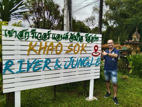 Khao Sok River & Jungle Resort