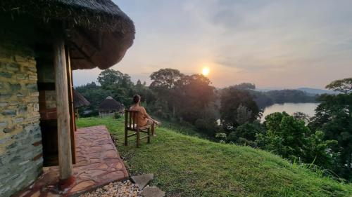 Lake Nyamirima cottages in Fort Portal