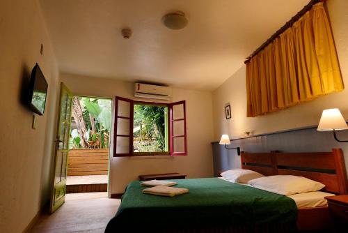 1 queen bed