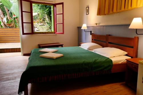1 double bed