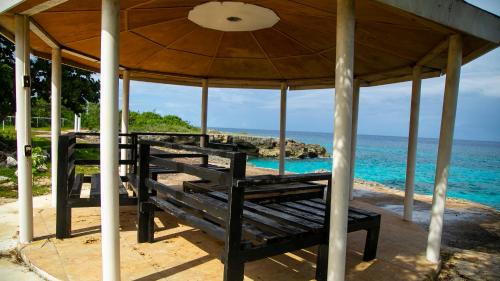 Marantha Villa in Discovery Bay