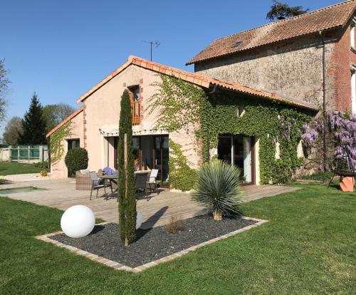 Domaine de la Tuilerie gîte à louer Maulévrier