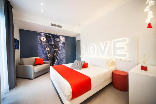 Hotel Love Boat - image 14