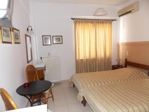2 twin beds