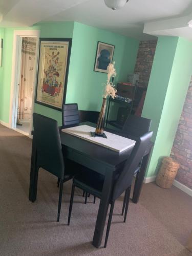 Jaris Beach Suite - image 11