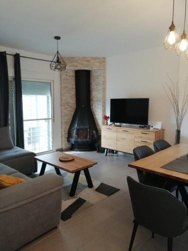 Koplietošanas atpūtas telpa ar TV, Casa Montegama in San Nicolas Del Puerto