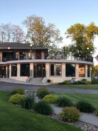 外部景觀, 琥珀休閒酒店 (Ambers Hideaway) in 威斯康辛峽谷 (WI)