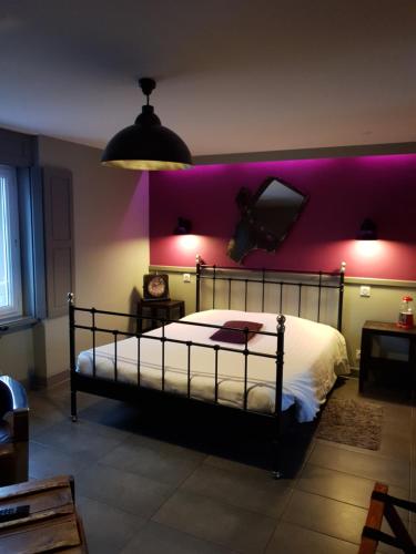 . Hotel restaurant La Pêcherie - Le manoir d'à coté - Les 5 ruches -Logis hôtels