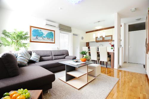  Apartment Labus Zadar, Unterkunft in Zadar