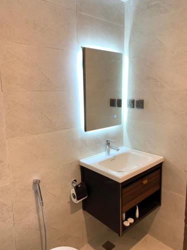 Bathroom, Palms Lily Hotel Suites in Al Ahsa