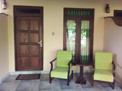 Deluxe Triple Room image 4