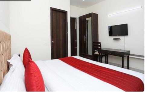 TRIPT SERVICE APARTMENT
