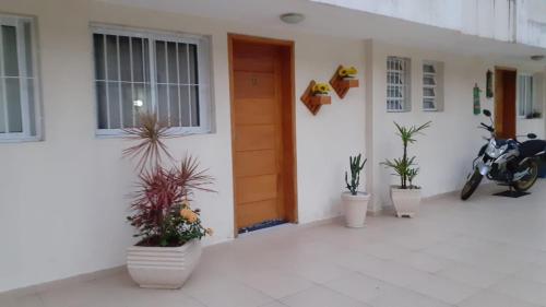 Entrance, Casa no Guaruja - Canto Tortuga - Enseada near Nova Opcao Lanchonete