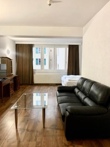 Hotel Balzac - image 7