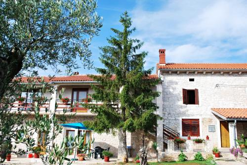  Apartment Slavica in Šajini