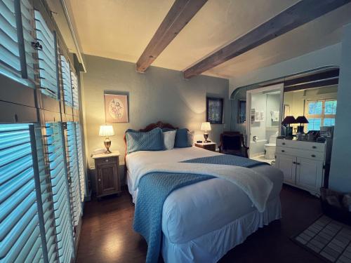 Carmel Garden Inn – Carmel, CA