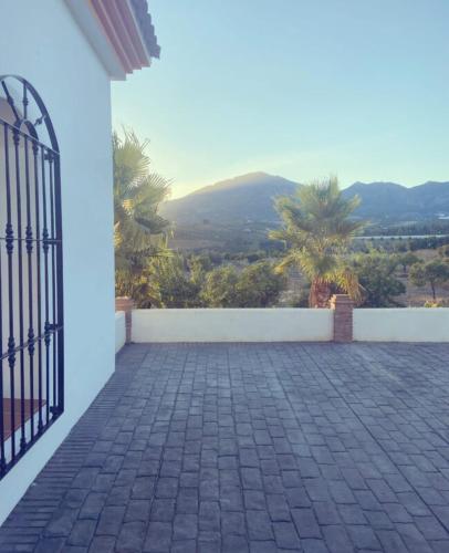 Spacious Villa with Exceptional Views in Malaga