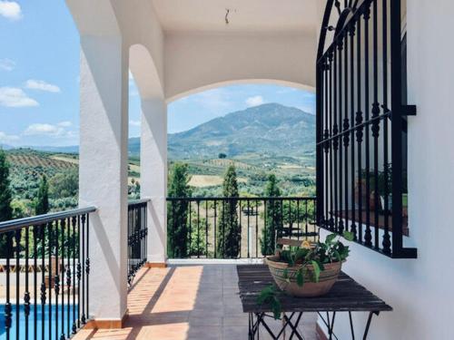 Spacious Villa with Exceptional Views in Malaga