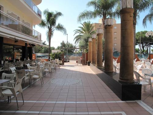 Restaurant, Hotel Reymar in Santa Susana