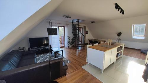 Apartament Urocza przy Wyciągu SKI Arena, Szklarska Poręba (foto 5)