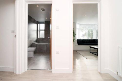 A spacious one bed property with utility (Flat 3)