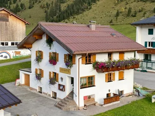 Lech Hostel in Lech am Arlberg, Österreich