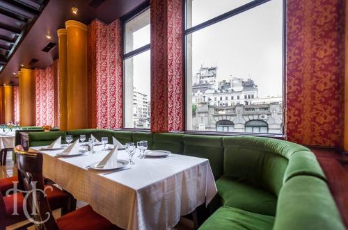 Restaurant, Capitol Hotel in Bucureşti