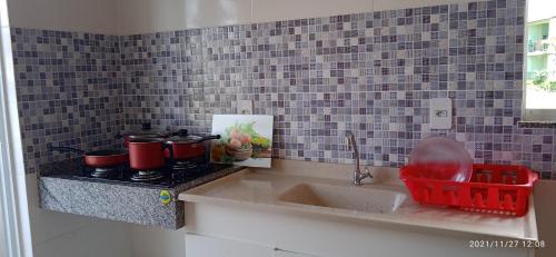 Caminho da Praia do Santinho in Santinho Beach