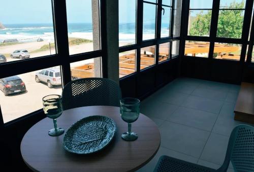  APARTAMENTOS LAS OLAS BY PANTIN, Pension in Valdoviño