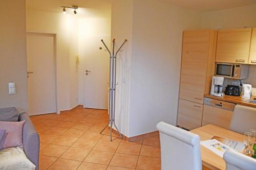One-Bedroom Apartment image 6