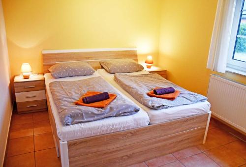 One-Bedroom Apartment image 5