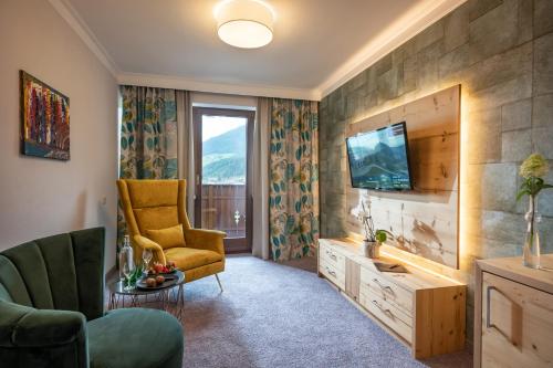 Hotel Waldfriede - Panoramic View Zillertal Room Type - Standard Suite