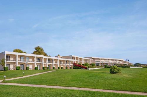  Ramada Plaza by Wyndham Thraki in Alexandroupoli