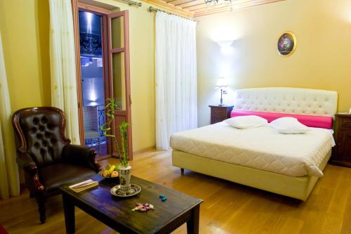 Kyveli Suites - image 11