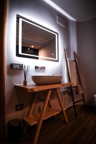 Castello di Pandora Room Type - Deluxe Suite with Spa Bath