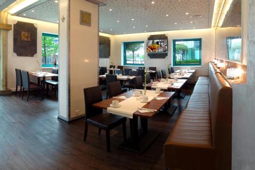 Food and beverages, Best Western Amedia Praha in Prague 11