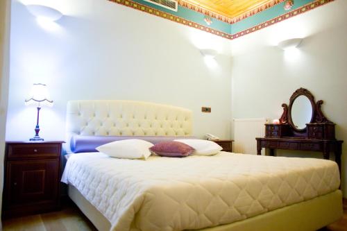 Kyveli Suites - main image