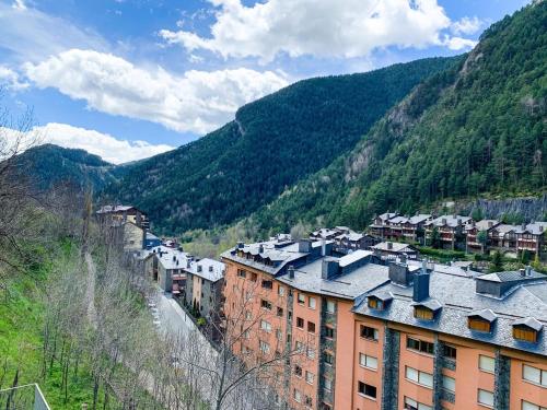 Pogled, Apartamento moderno Estanyó con vistas en Arinsal (Barthe Holidays I Apartamento Moderno en Arinsal 5PAX I Ideal grupo o familia, Parking, Pet friendly) in Mas de Ribafeta