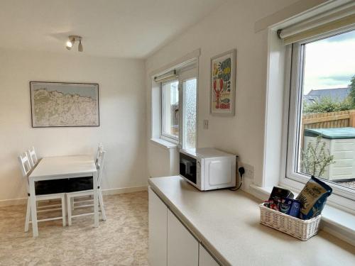 Spacious 2 Bedroom Home in Picturesque Cullen in Cullen