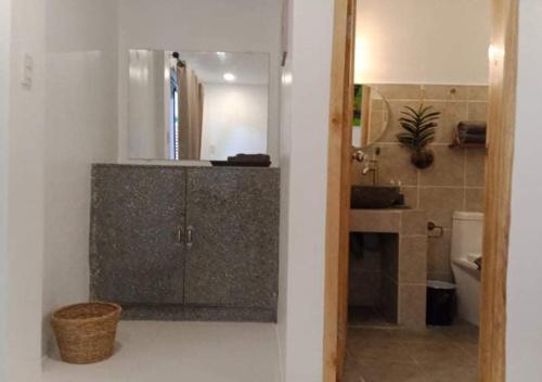 Hutch Lodging House Hutch Lodging House