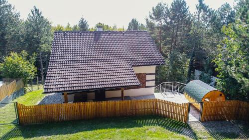 Ferienhaus in Niederösterreich mit 3 Apartments mitten im Wald in Feichtenbach, Österreich