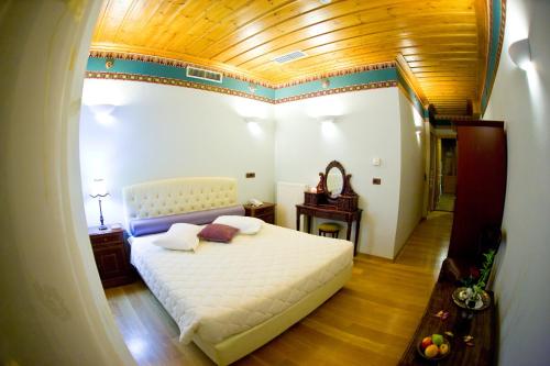 Kyveli Suites - image 3