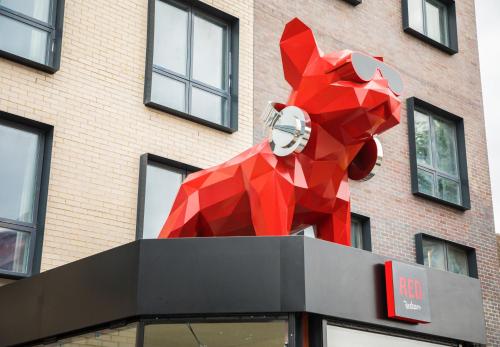 Radisson Red London Greenwich The O2 - image 11