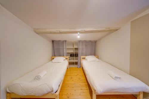Observance 2 bedroom duplex apartment, Bordeaux (zdjęcie 6)