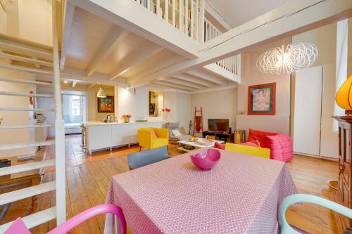 Observance 2 bedroom duplex apartment, Bordeaux (zdjęcie 8)