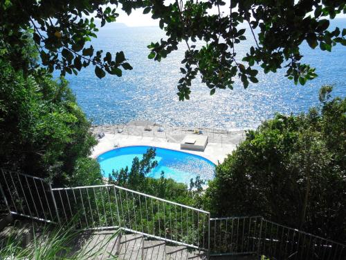 Villa with Sea View image 1