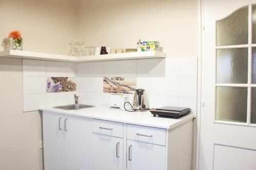 ห้องครัว, Aqua&Luna Apartman in โอวารอส