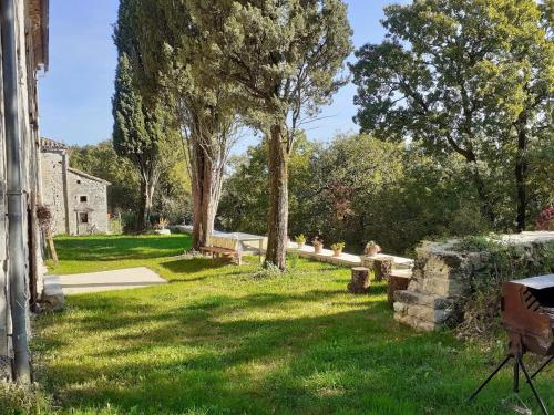 Dārzs, Ferme de Laspeyrières (Ferme de Laspeyrieres) in Senmetra